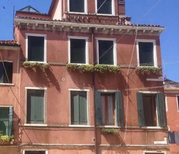 Biennale Art 1886 Appartement *