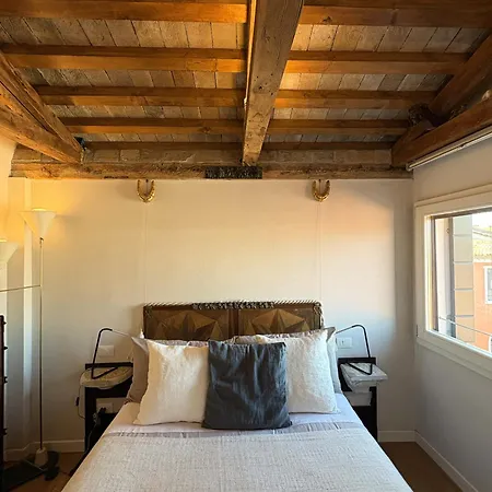 Biennale Art 1886 アパート