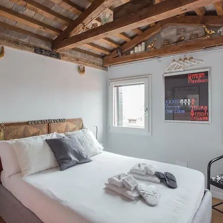 Apartamento Biennale Art 1886 *