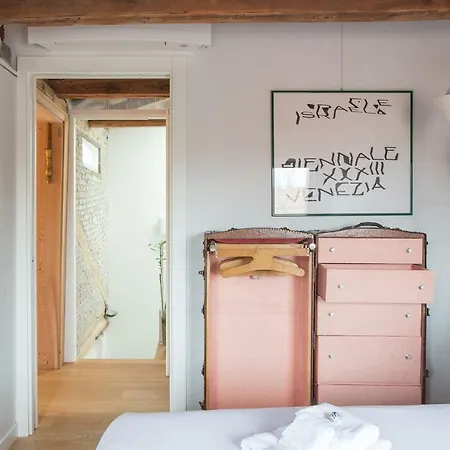 Apartamento Biennale Art 1886